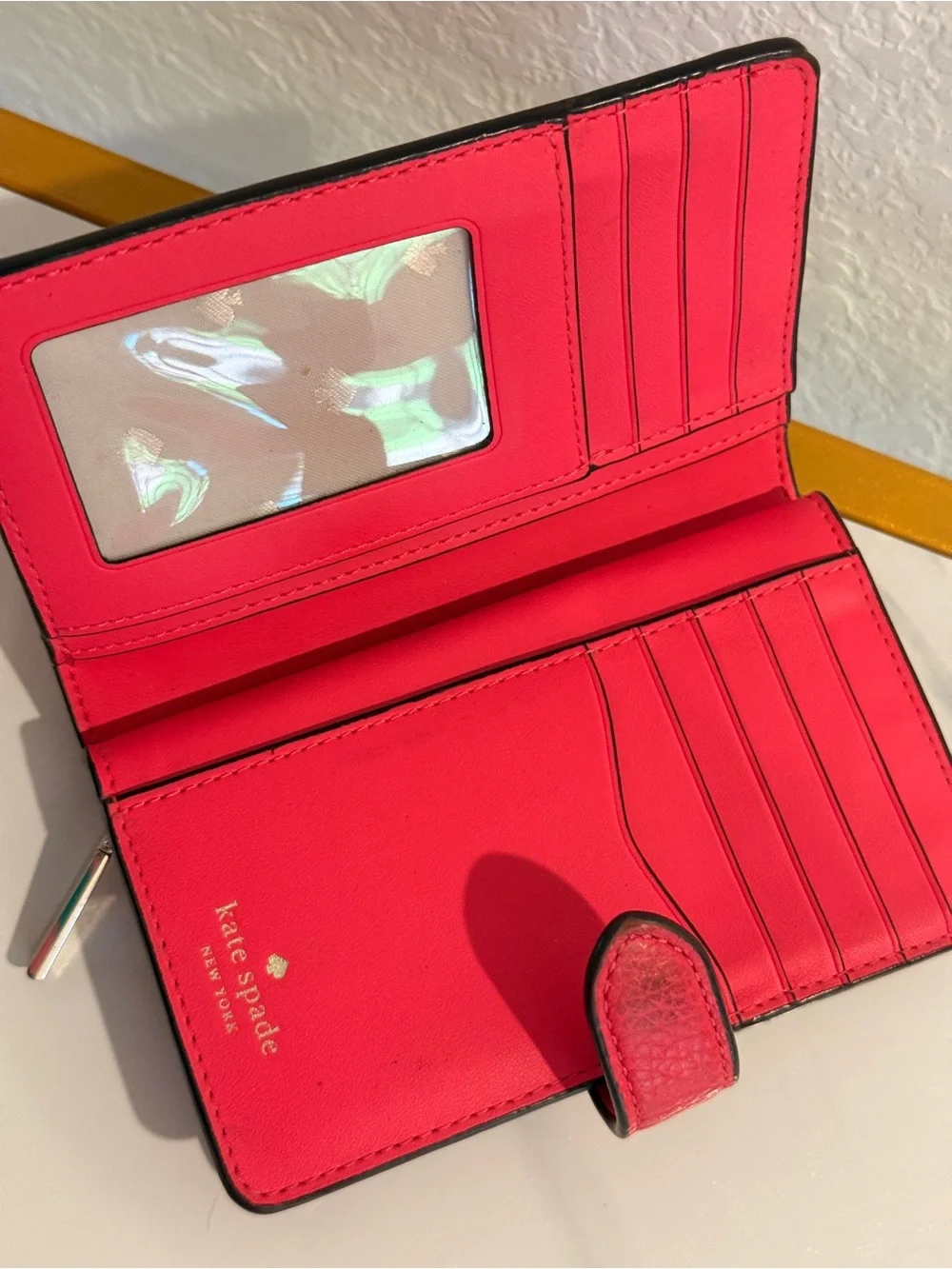 kate spade red pebbled leather snap wallet with gold logo‎